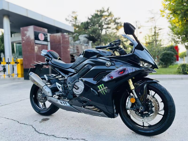 无极 RR660