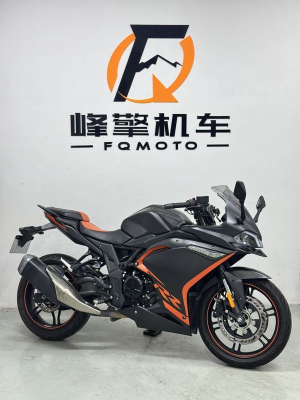 无极 300RR