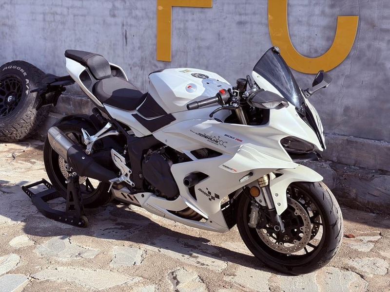 QJMOTOR 赛600