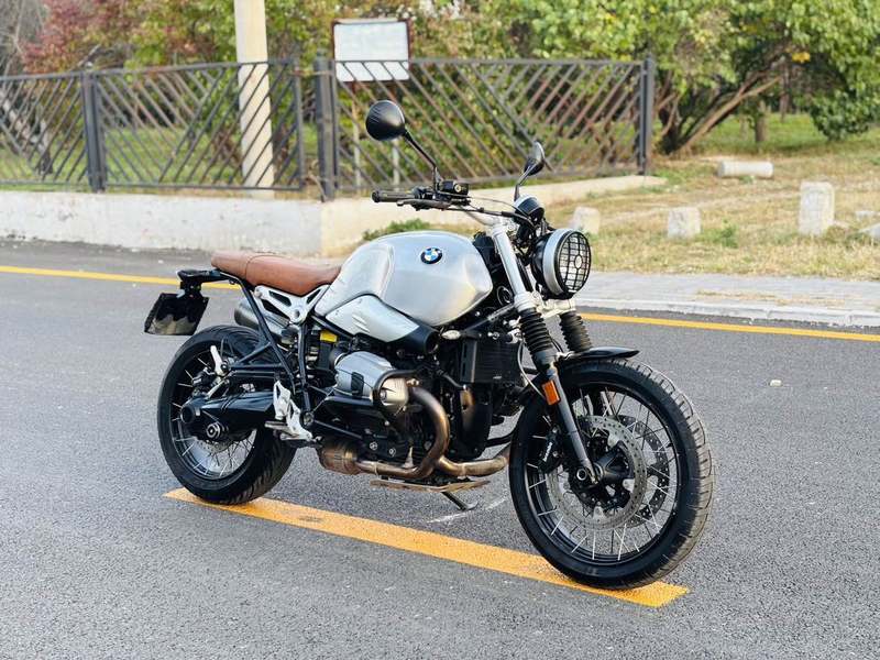 宝马 R NineT