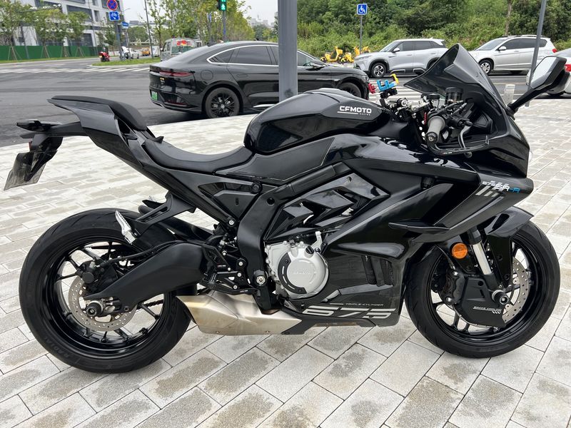 春风 675SR