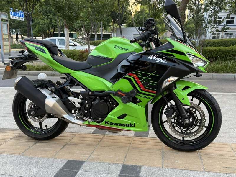川崎 Ninja 400