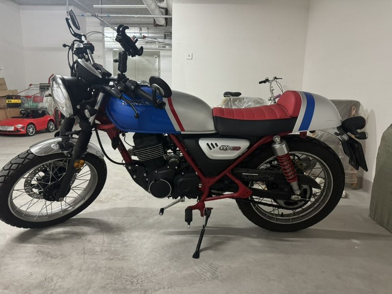 五羊本田 CGX150