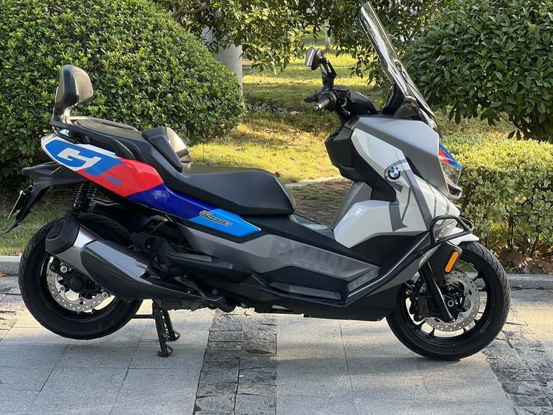 宝马 C 400