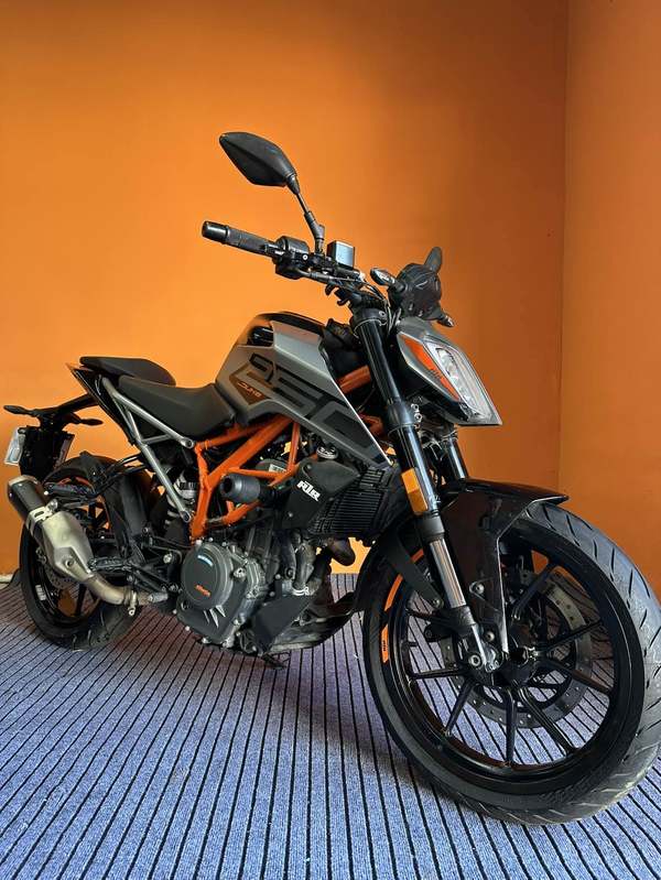 KTMR2R 250 Duke