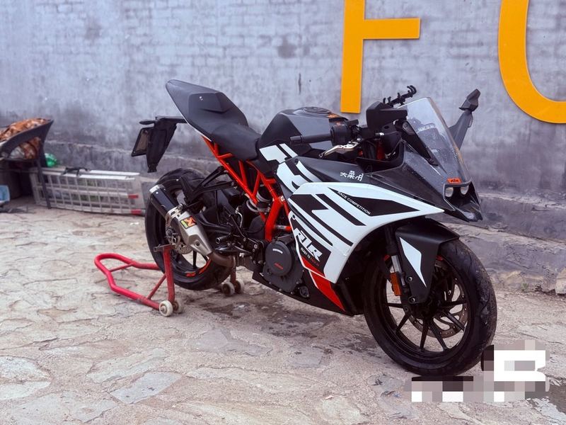 KTMR2R RC 390 