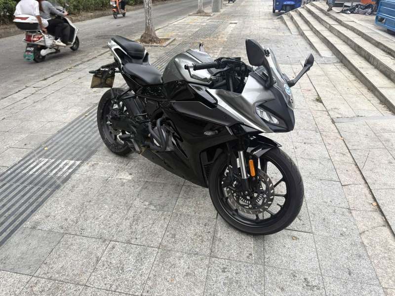 春风 250SR