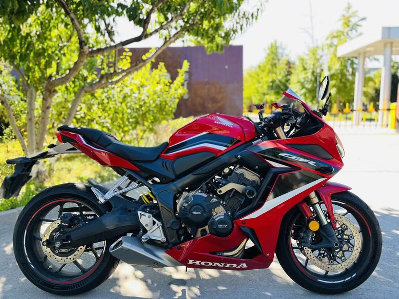 本田DREAMWING CBR650R
