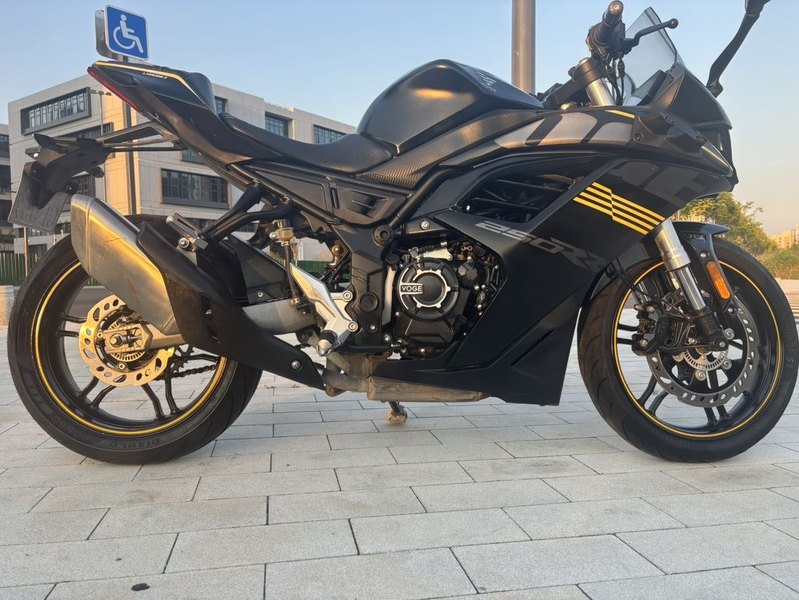 无极 250RR