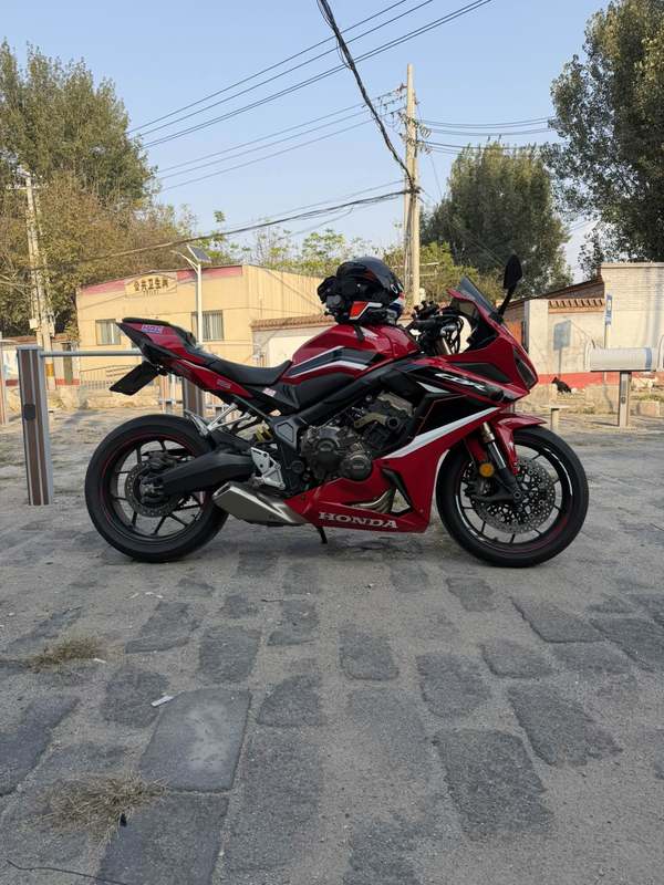 本田DREAMWING CBR650R