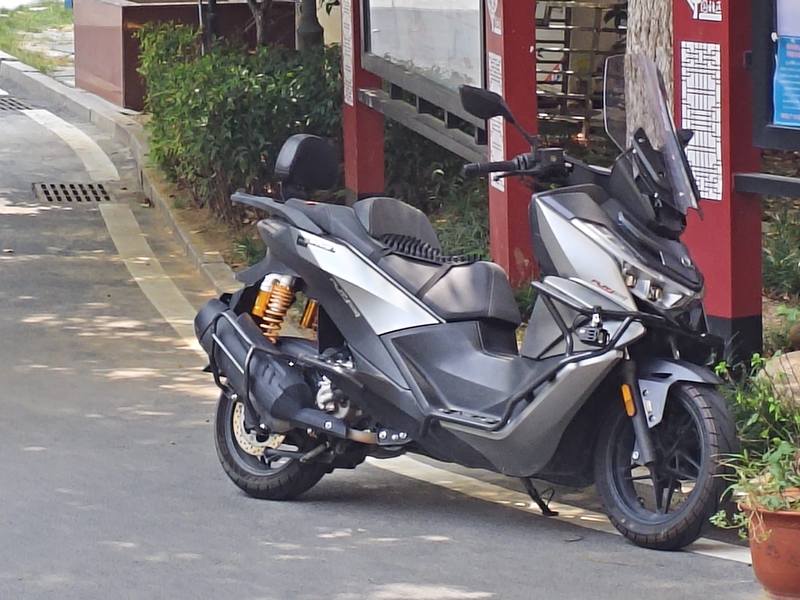 无极 SR250GT