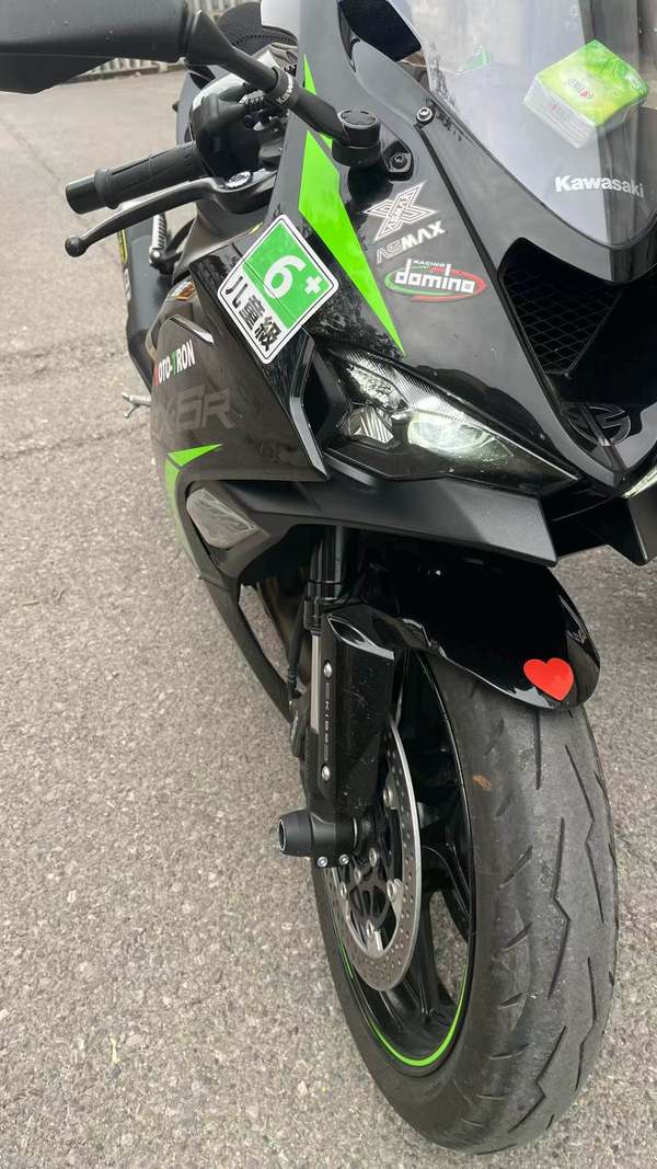 川崎 Ninja ZX-6R 