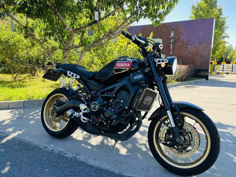 雅马哈 XS900R