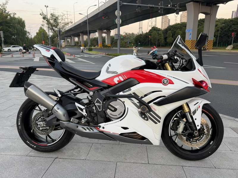 无极 RR660