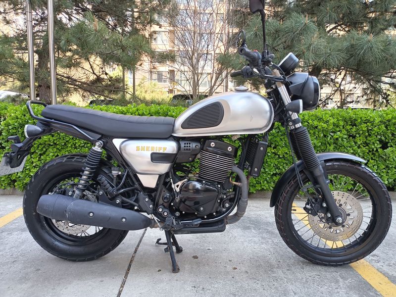 QJMOTOR 逸250