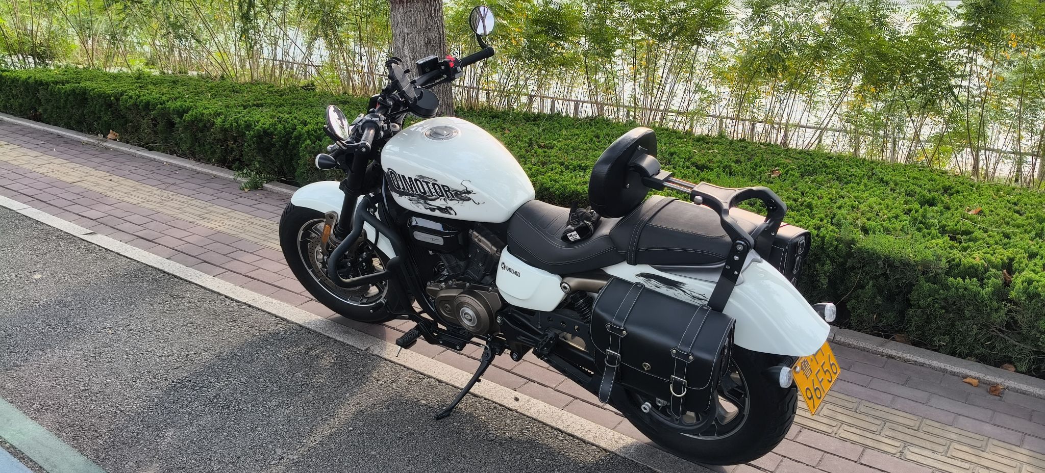 QJMOTOR 闪350
