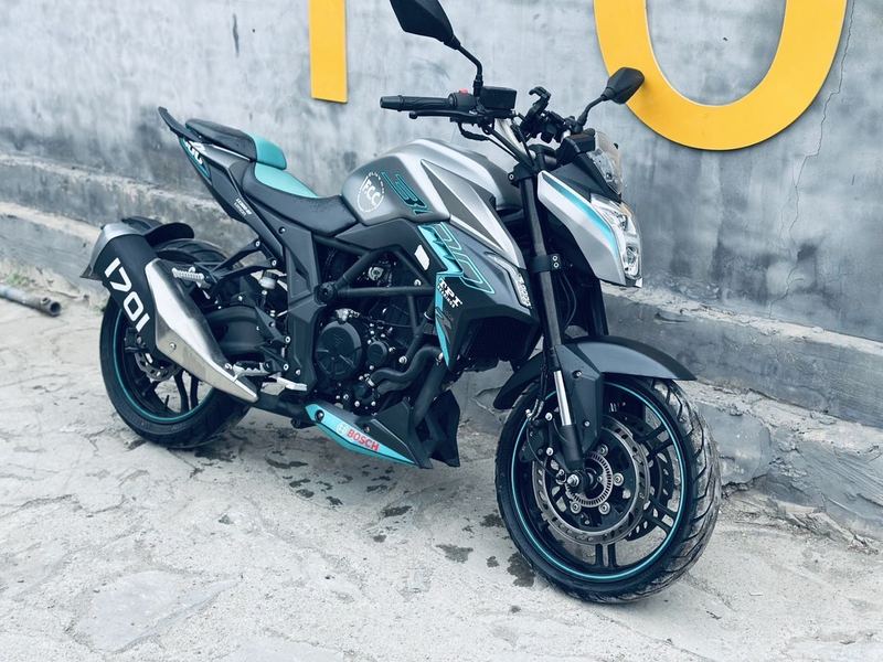无极 300R