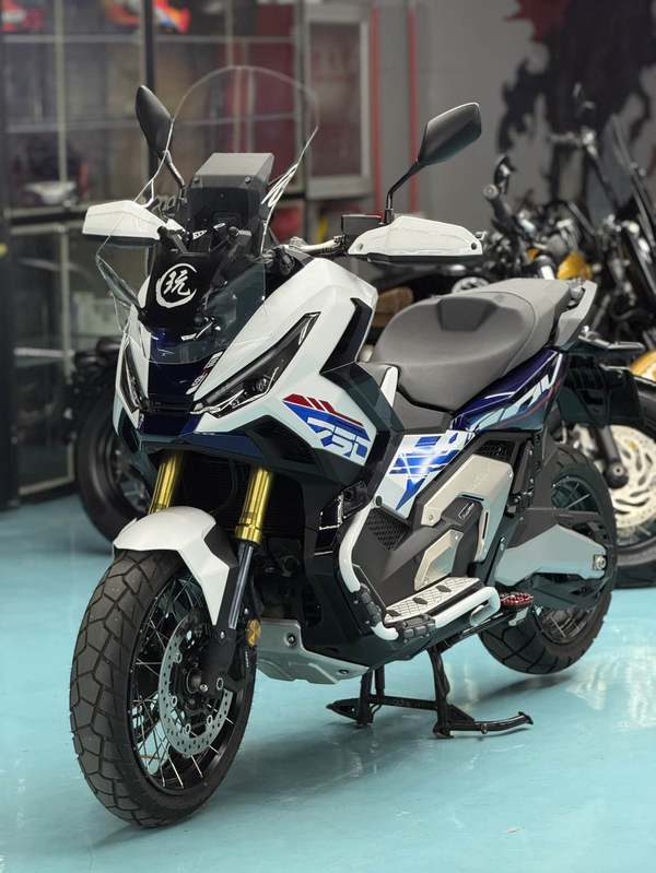 本田DREAMWING X-ADV 750