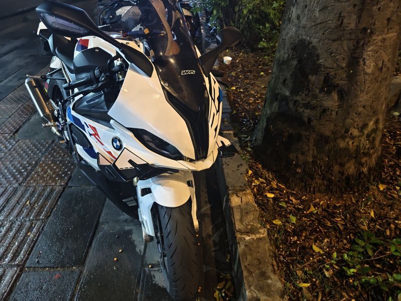 宝马 S 1000 RR
