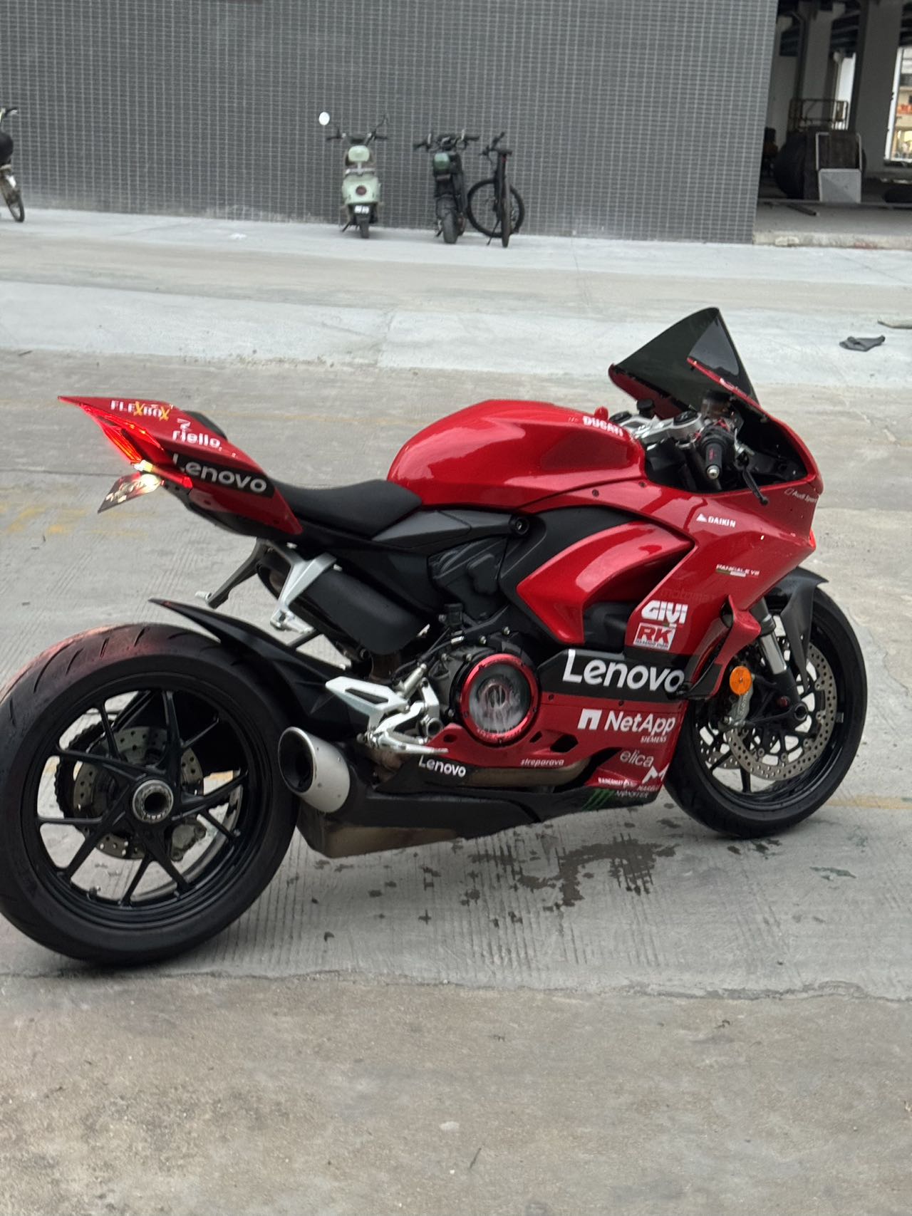 杜卡迪 Panigale V2