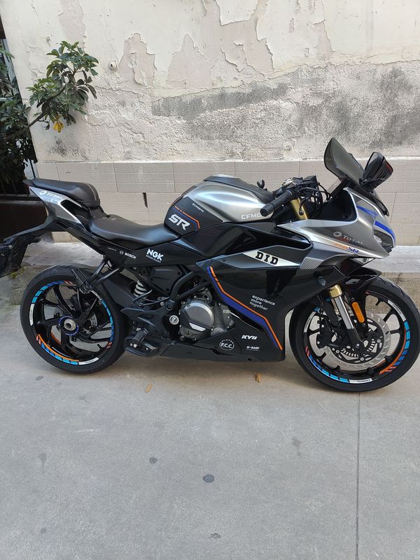春风 250SR