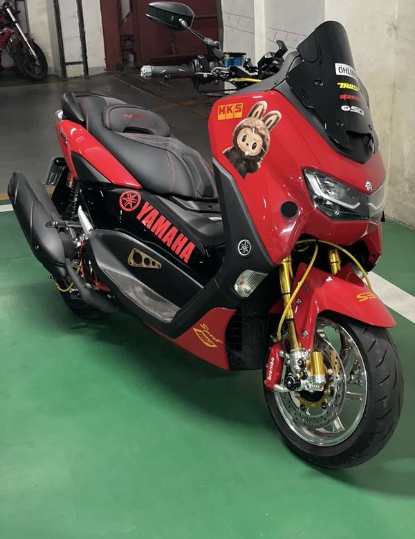 雅马哈 NMAX
