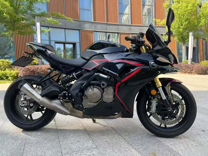 QJMOTOR 赛600