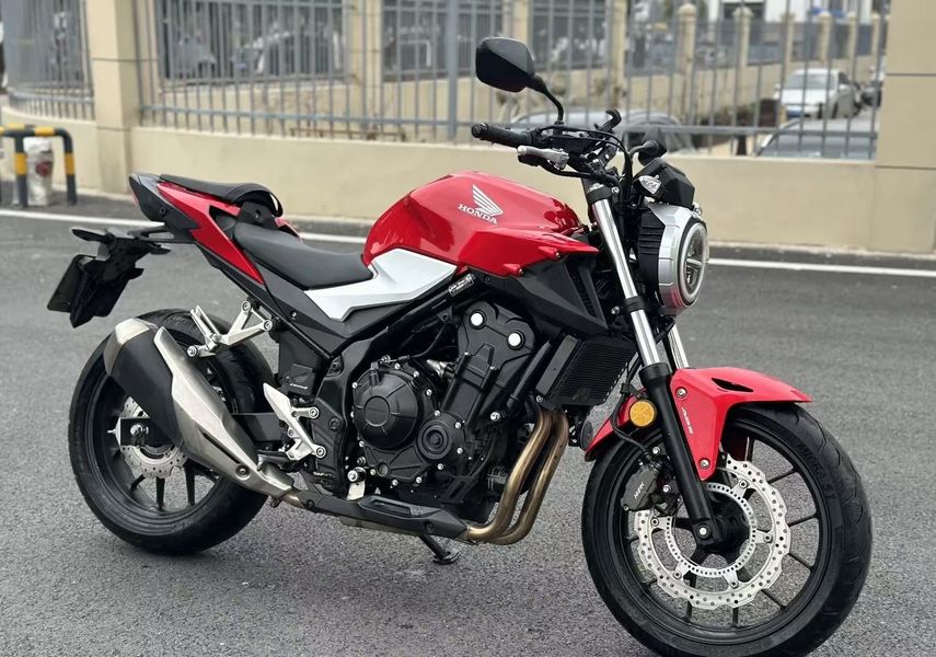 本田WING CB400F
