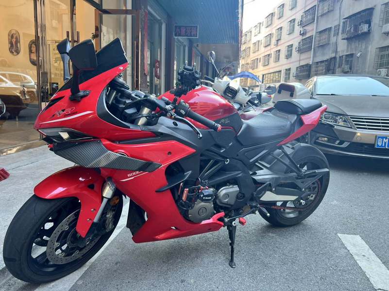 QJMOTOR 赛600