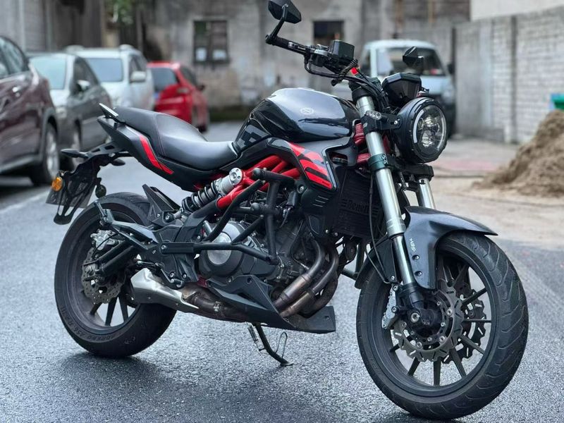 贝纳利 蓝宝龙 BN302S