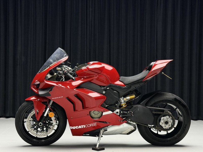 杜卡迪 Panigale V4