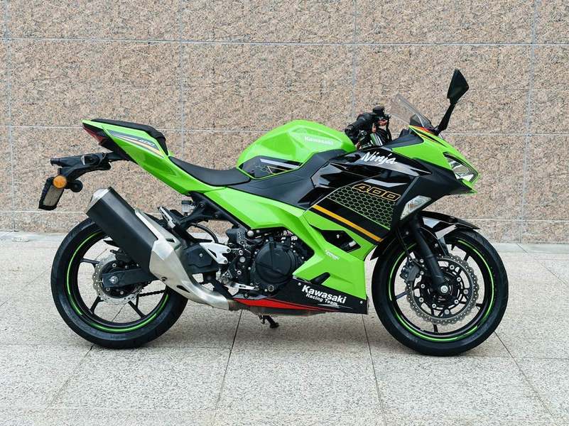 川崎 Ninja 400