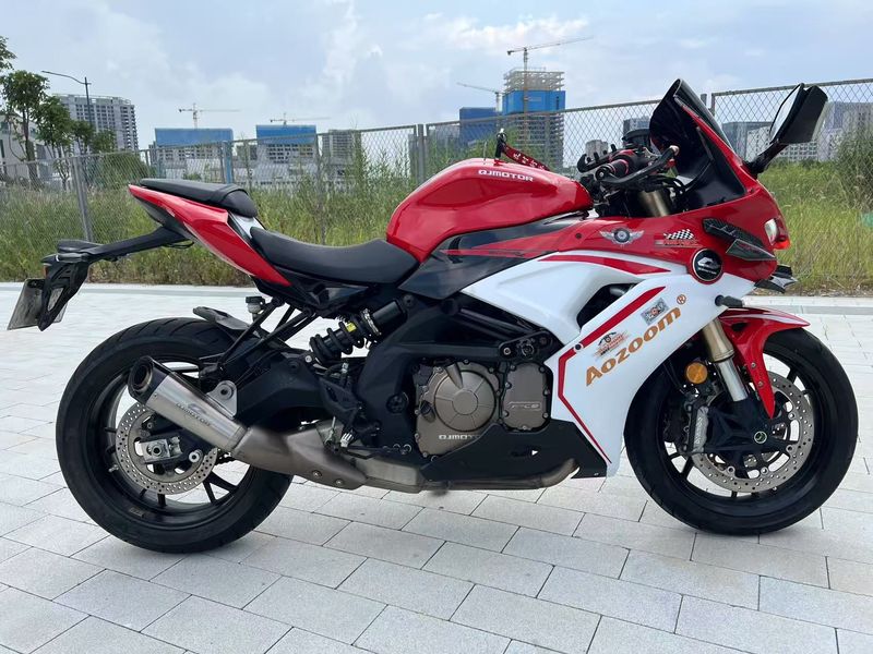 QJMOTOR 赛600