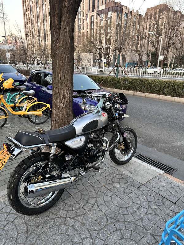 五羊本田 CGX150