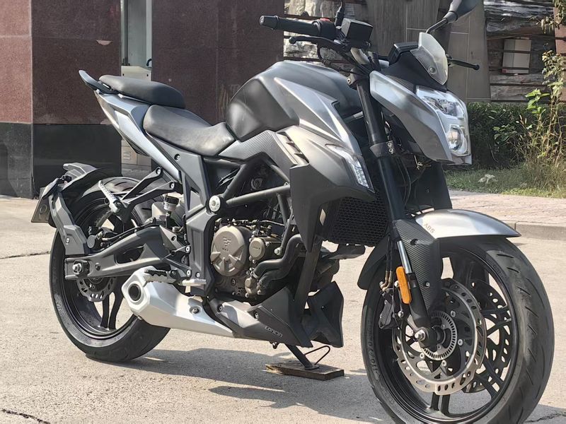 无极 300R