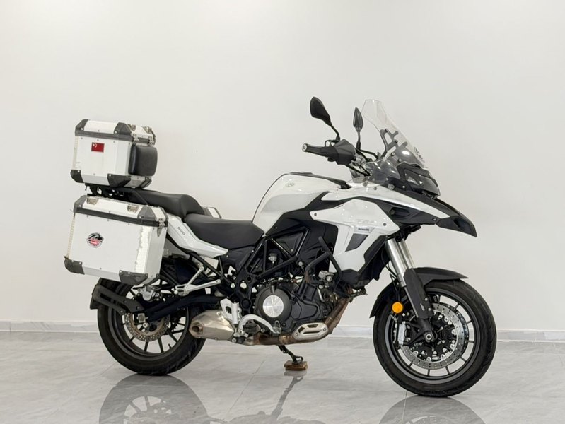 贝纳利 金鹏 TRK502