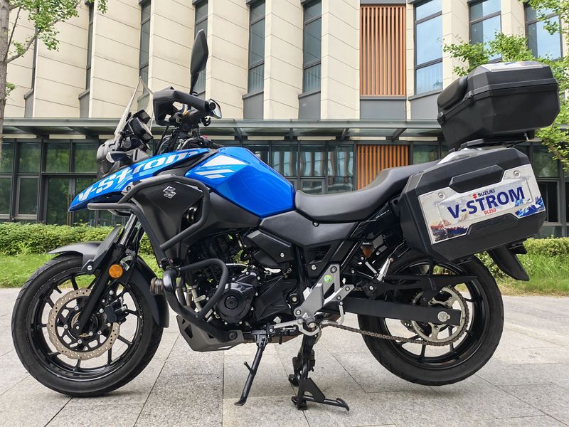 豪爵铃木 DL250