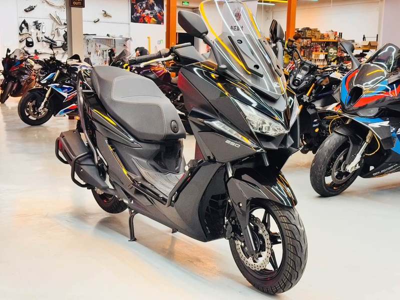光阳 赛艇 ST250
