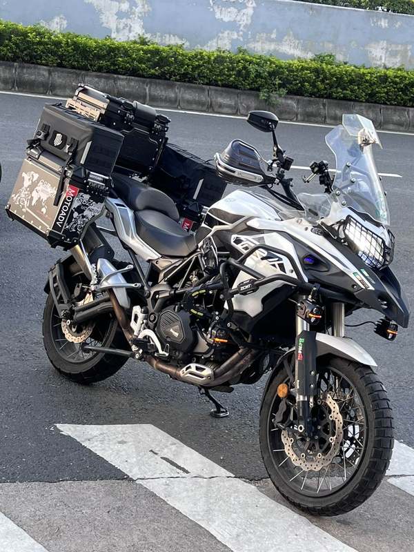 贝纳利 金鹏 TRK502