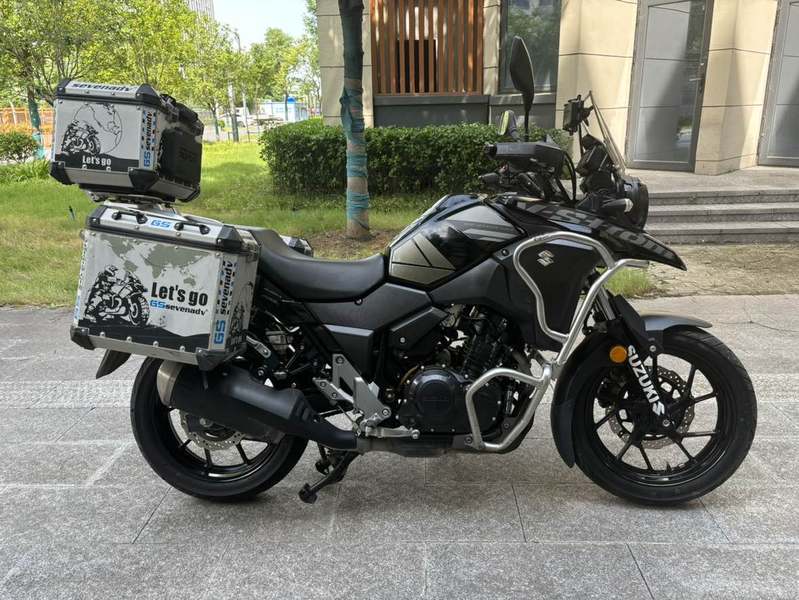 豪爵铃木 DL250