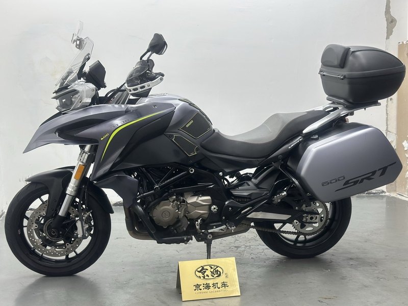 QJMOTOR 骁600