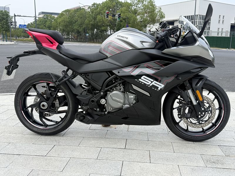 春风 250SR