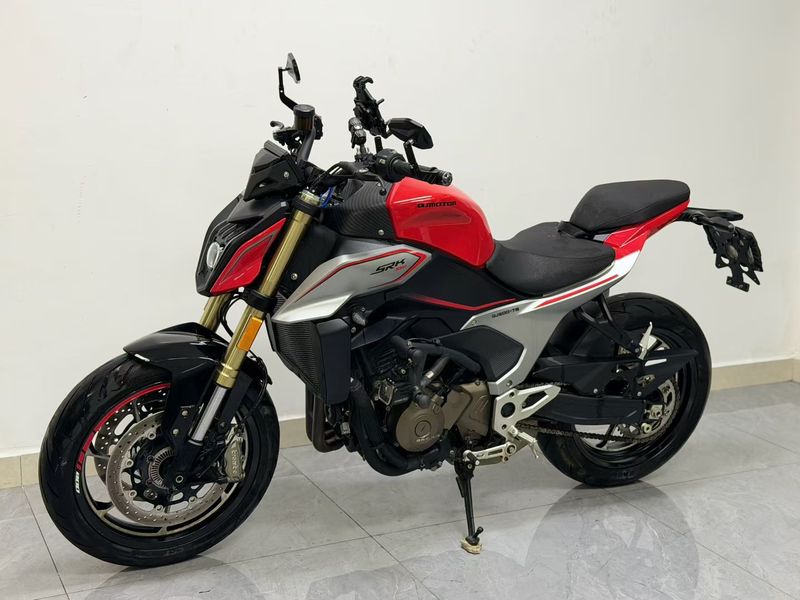 QJMOTOR 追550