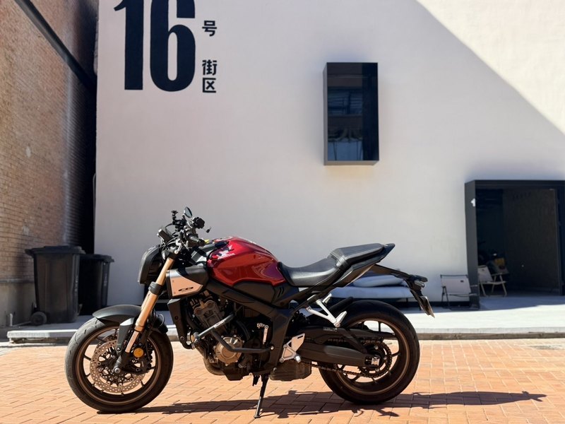 本田DREAMWING CB650R 