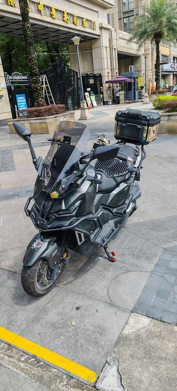 SYM三阳 Husky ADV 150