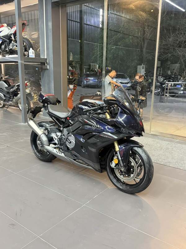 无极 RR660