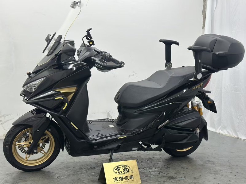 光阳 赛艇 ST250
