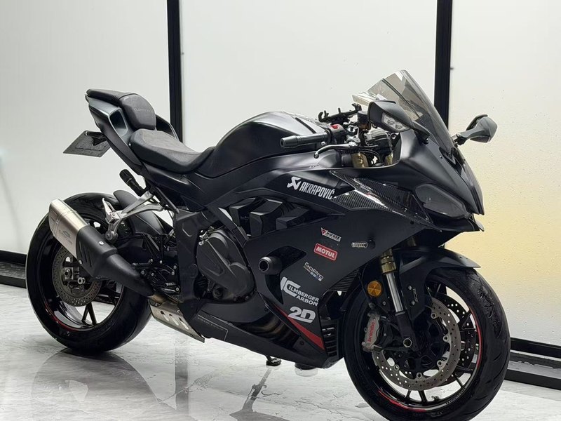 QJMOTOR 赛600