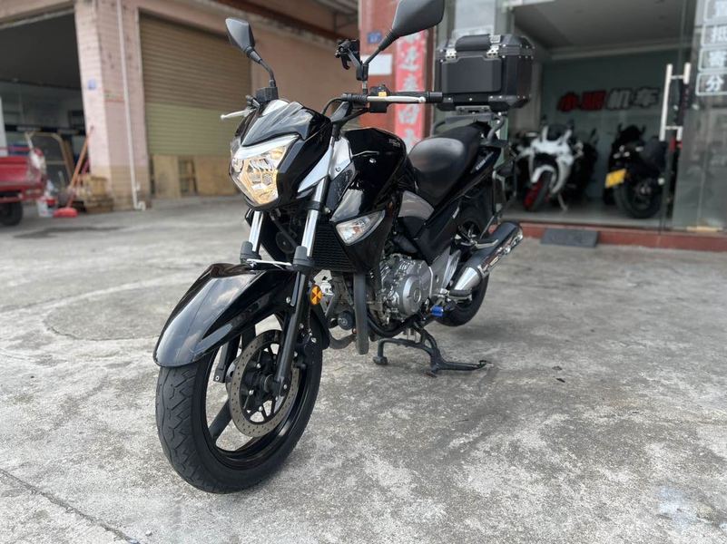 豪爵铃木 骊驰 GW250