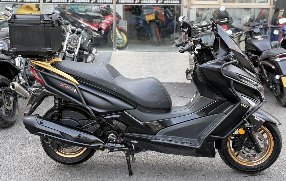 光阳 赛艇 250